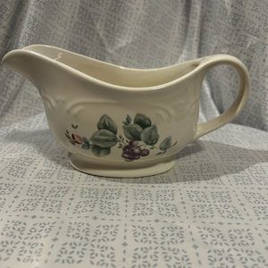 Vintage Pfaltzgraff Gravy Boat: Grape Vines.
